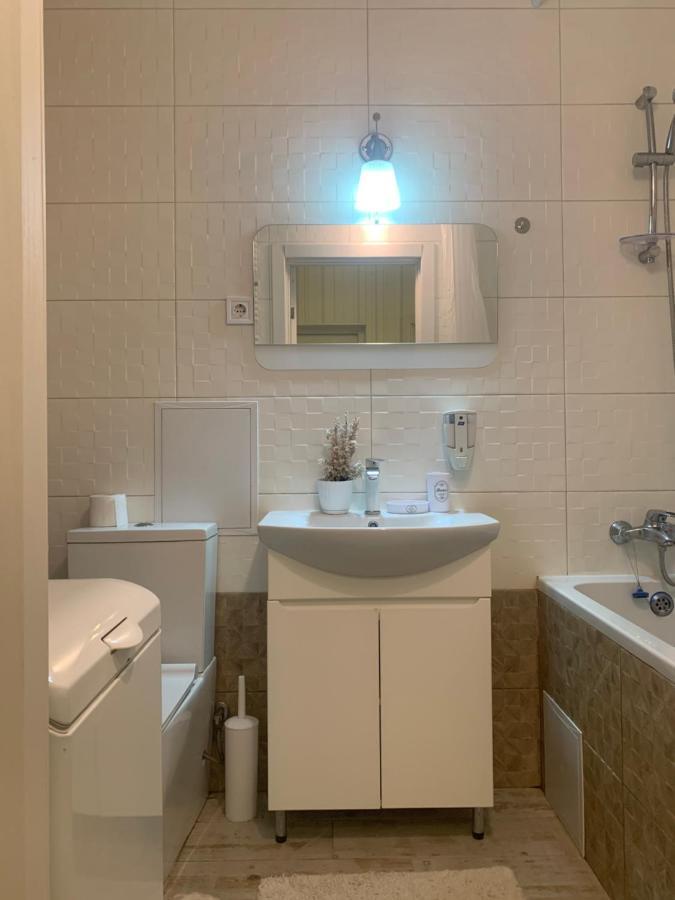 Квартал Apartment Khmelʼnytsʼkyy Екстериор снимка